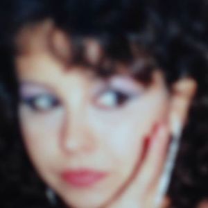 Meet your Posher, Damaris